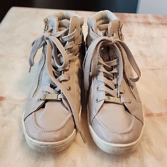 G by Guess Shoes - Picture 4 of 16